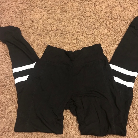 Never Worn Black Leggings - Picture 1 of 3